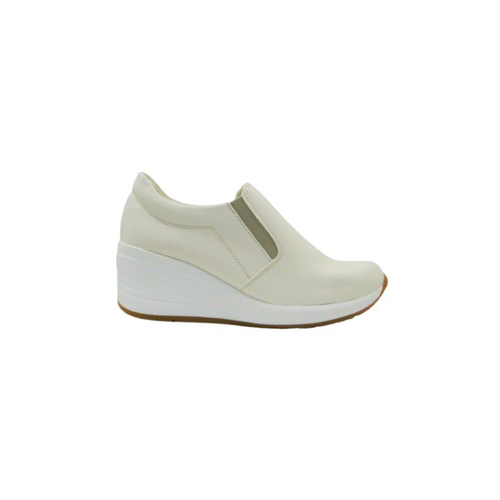 Aurora Sneakers